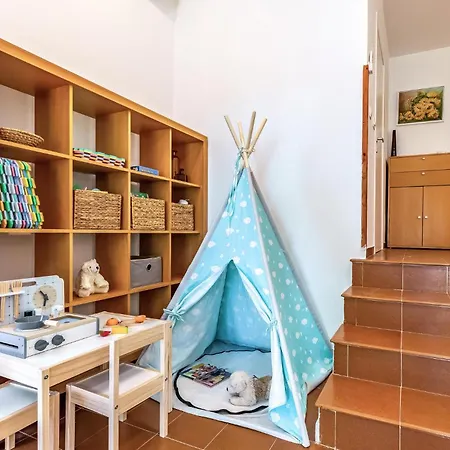 Casa vacanze Cozy In With Wifi Medolino