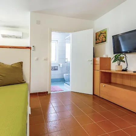 Amazing In With Wifi Holiday home Medulin