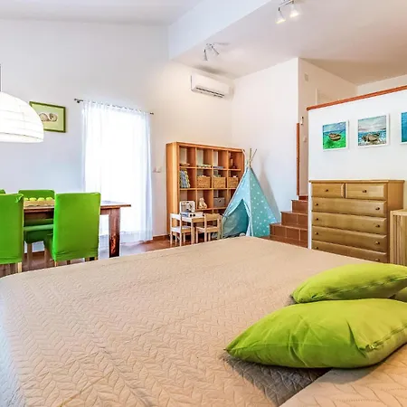 Amazing In With Wifi