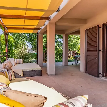 Amazing In With Wifi Holiday home Medulin