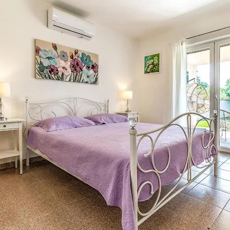 Amazing In With Wifi Holiday home Medulin