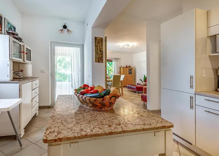 Holiday home Amazing In With Wifi Medulin