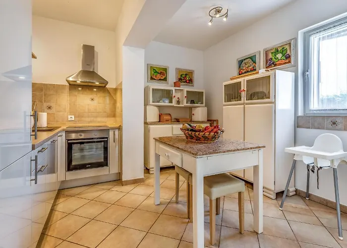 Holiday home Amazing In With Wifi