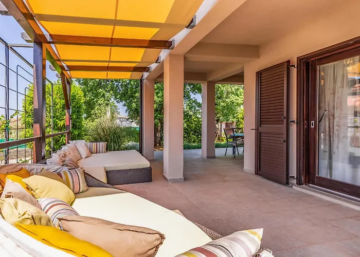 Amazing In With Wifi Holiday home Medulin